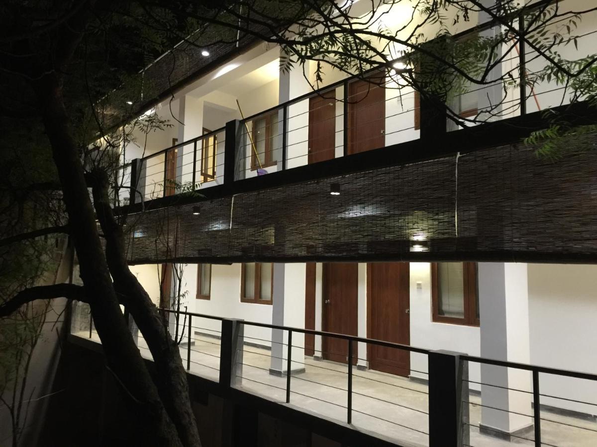 Отель Sayura House Коломбо Экстерьер фото