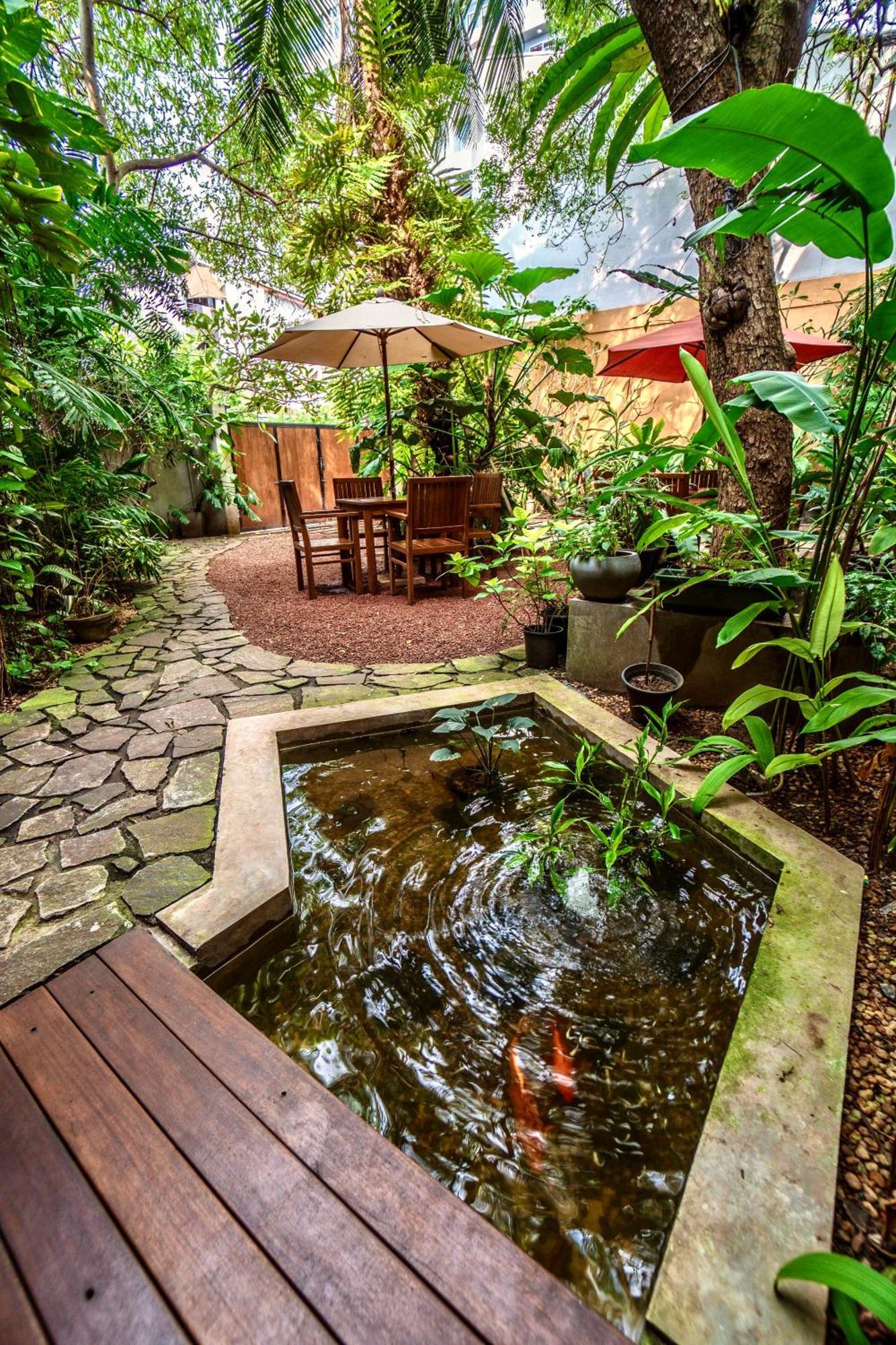 Отель Sayura House Коломбо Экстерьер фото